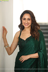 Pragya Jaiswal at Daaku Maharaaj Interview, HD Gallery