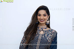 Prakruthi Kambam at Hi Life Fashion Showcase Event