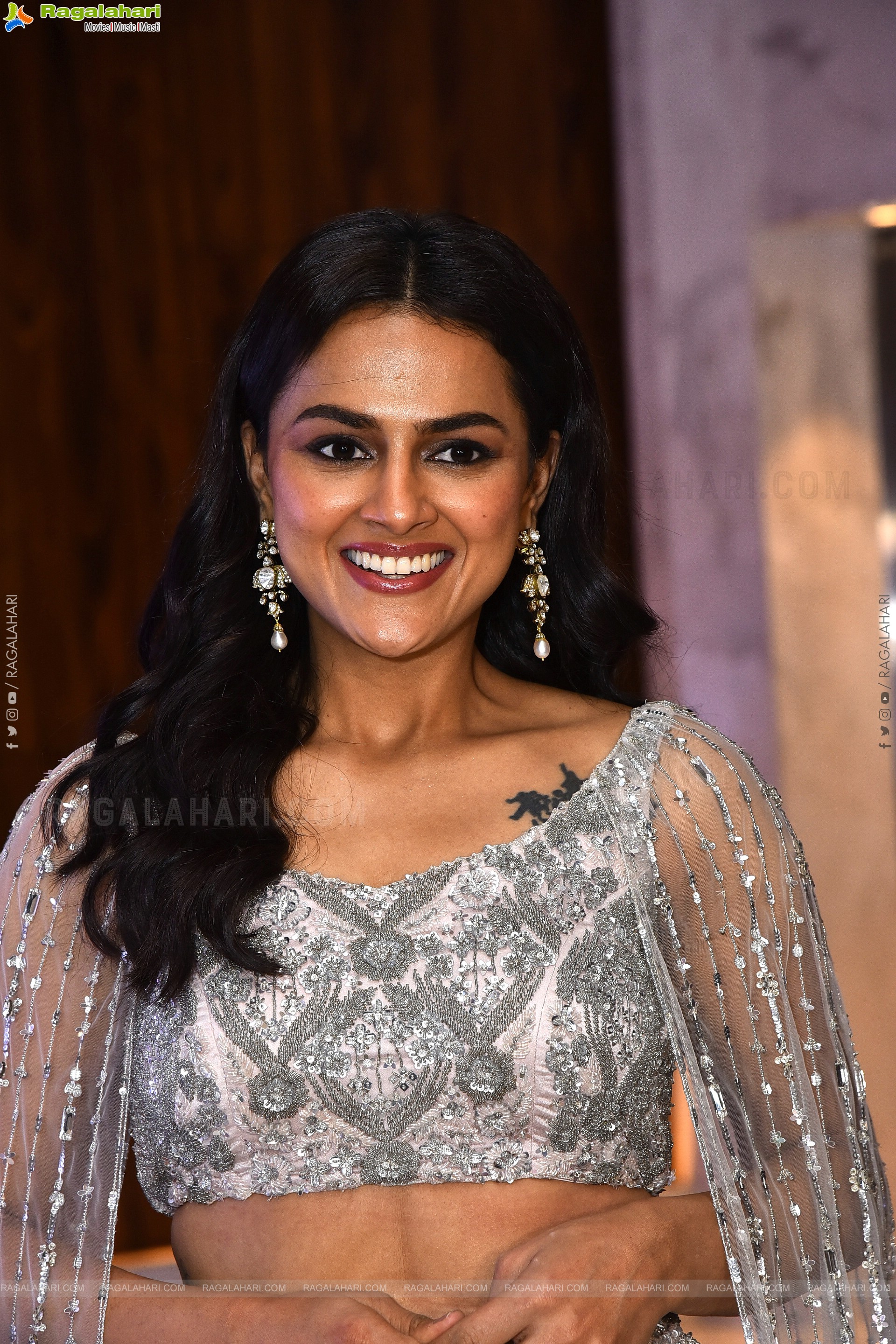 Shraddha Srinath at Daaku Maharaaj Blockbuster Pressmeet, HD Gallery