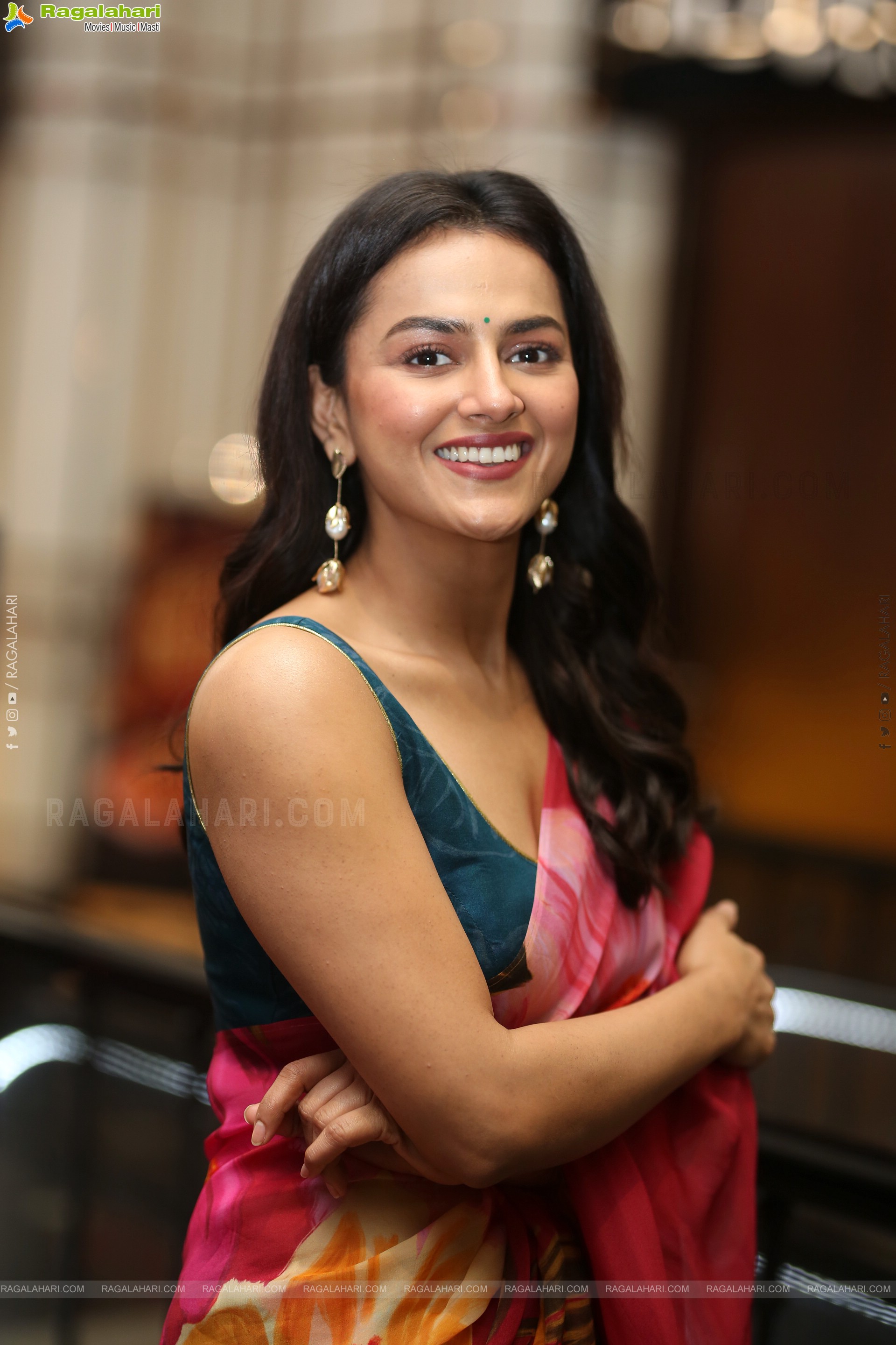 Shraddha Srinath at Daaku Maharaaj Press Meet, HD Gallery