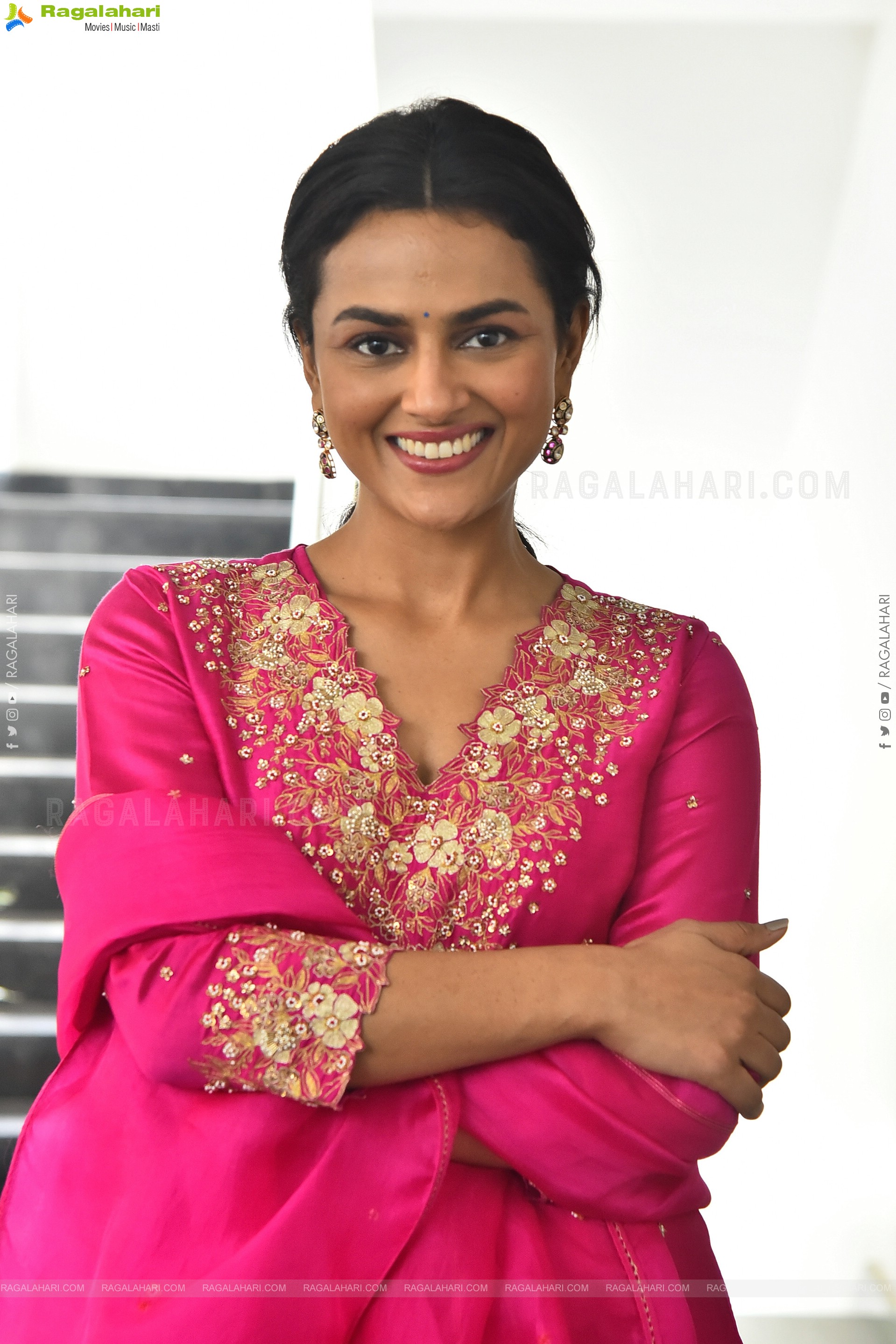 Shraddha Srinath Latest Stills, HD Gallery