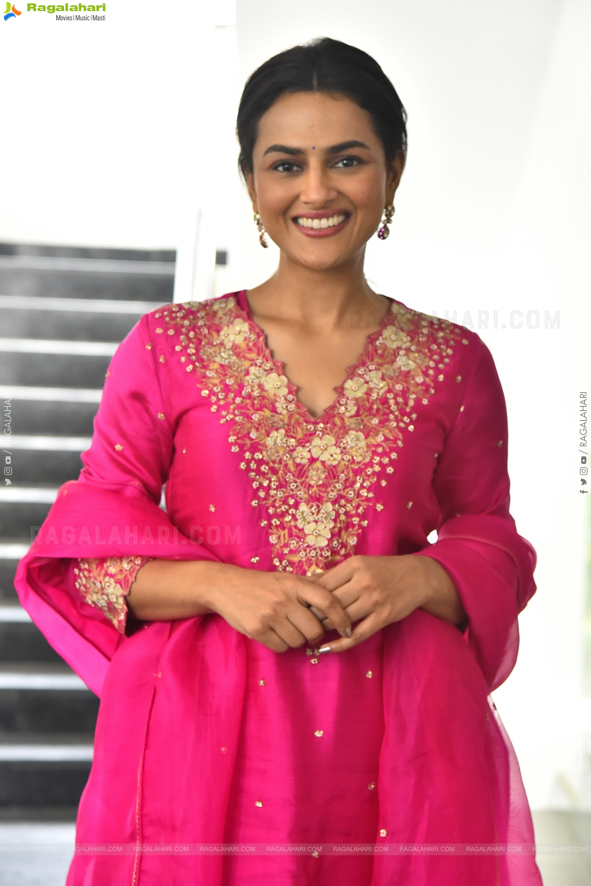 Shraddha Srinath Latest Stills, HD Gallery