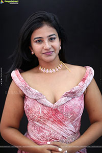 Yashna Muthuluri at Barbarik Movie Teaser Launch, HD Gallery