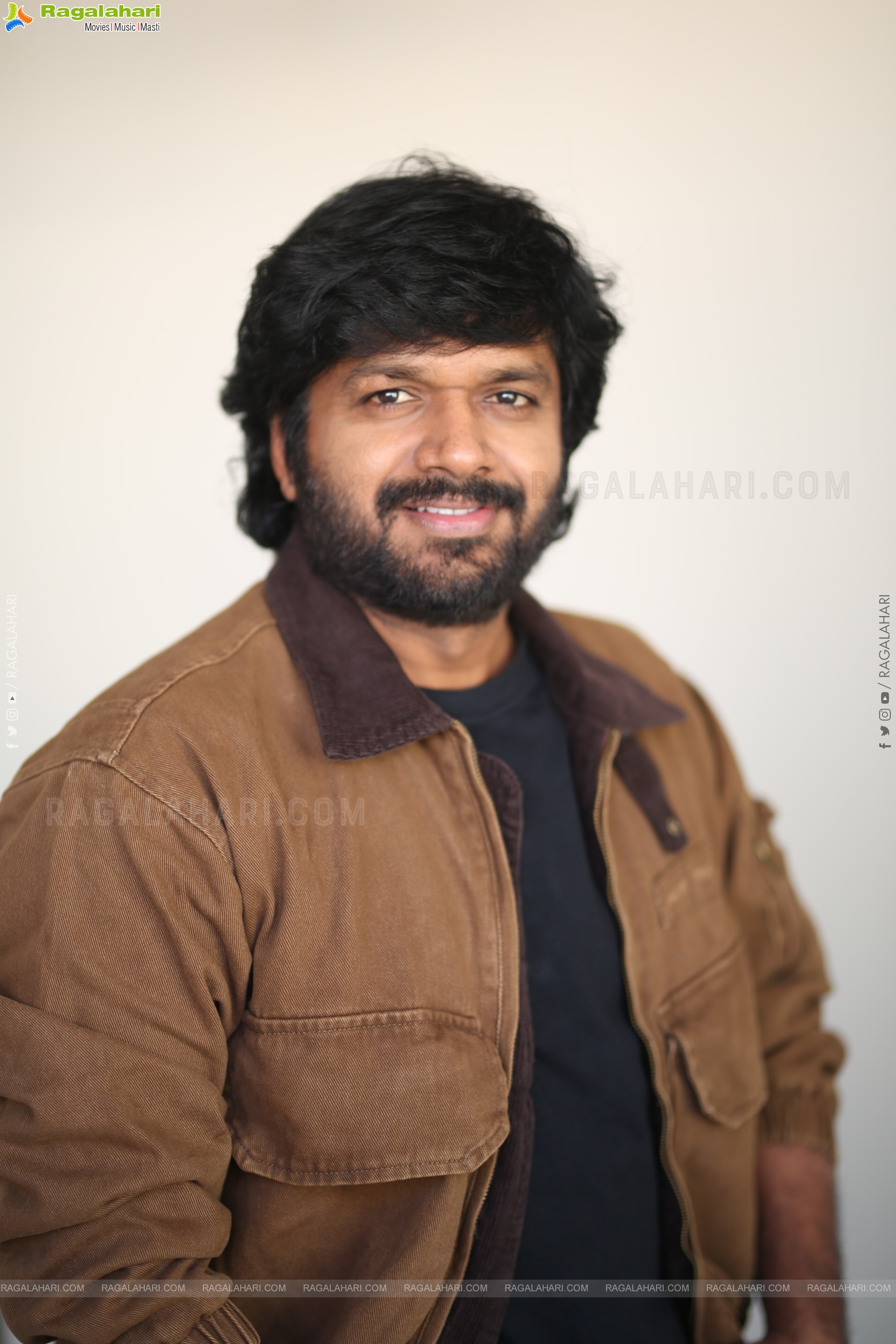 Anil Ravipudi at Mana Shankara Vara Prasad Garu Interview, HD Gallery