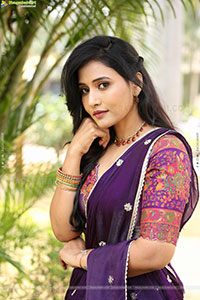 Anusri at Devagudi Trailer Launch Event, HD Gallery