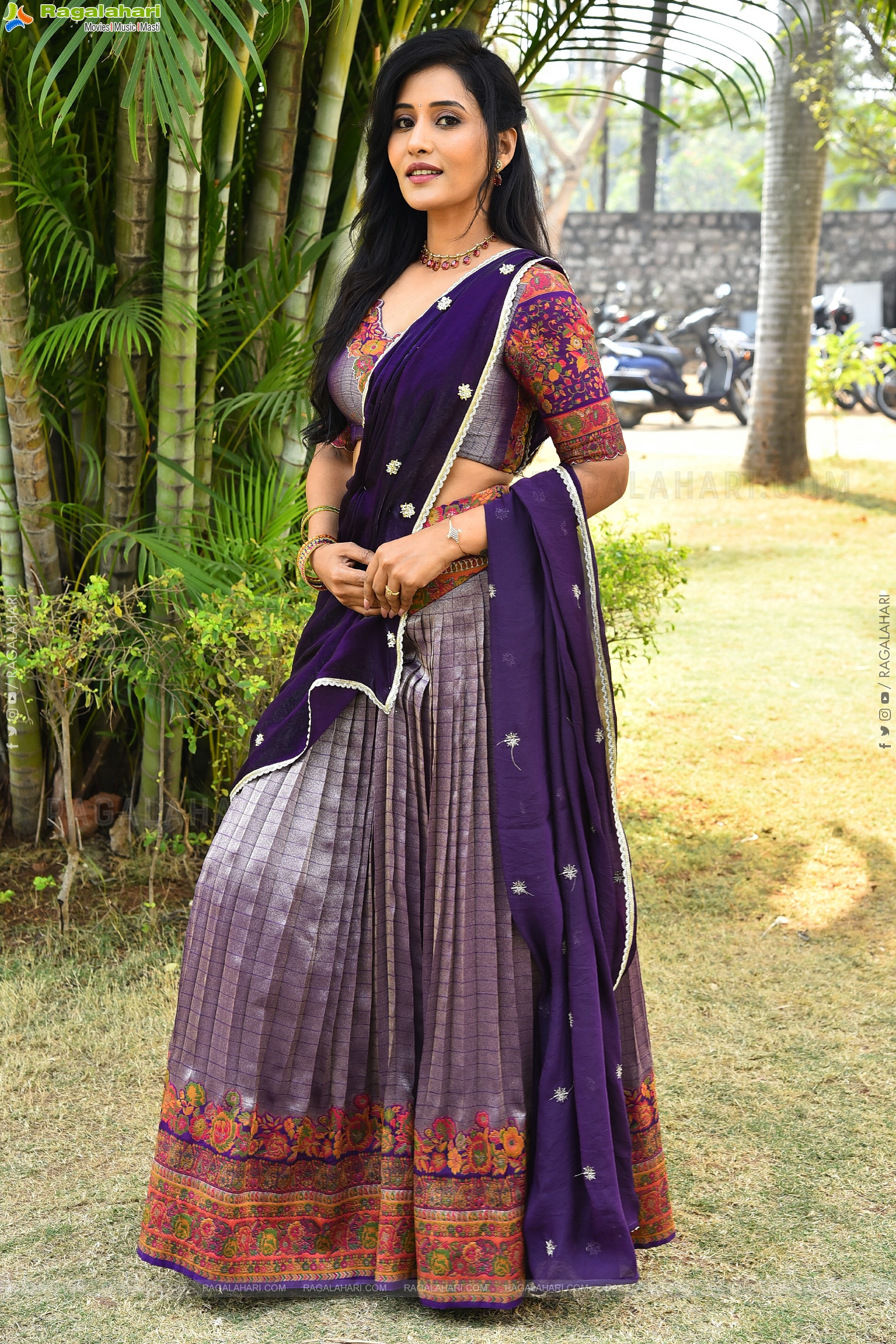 Anusri at Devagudi Trailer Launch Event, HD Gallery