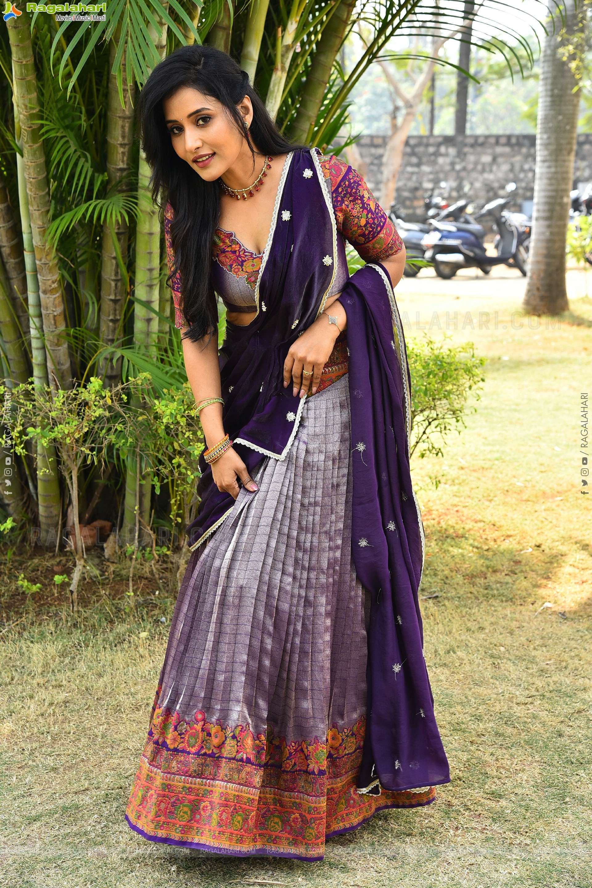 Anusri at Devagudi Trailer Launch Event, HD Gallery