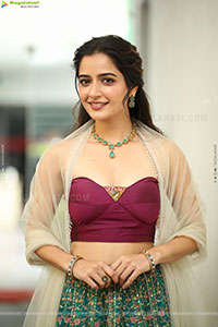 Ashika Ranganath at Bhartha Mahasayulaku Wignyapthi Intervie