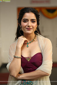 Ashika Ranganath at Bhartha Mahasayulaku Wignyapthi Intervie