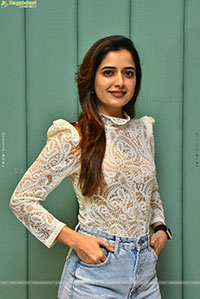 Ashika Ranganath Latest Stills, HD Gallery