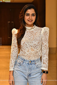 Ashika Ranganath Latest Stills, HD Gallery