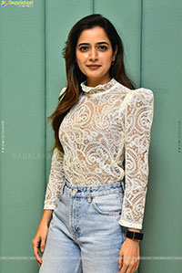 Ashika Ranganath Latest Stills, HD Gallery