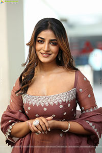 Dimple Hayathi at Bhartha Mahasayulaku Wignyapthi Interview