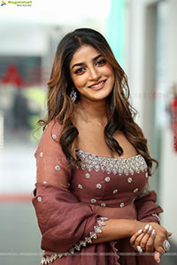 Dimple Hayathi at Bhartha Mahasayulaku Wignyapthi Interview