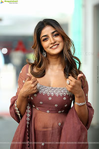 Dimple Hayathi at Bhartha Mahasayulaku Wignyapthi Interview