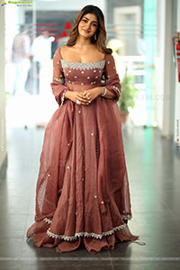 Dimple Hayathi at Bhartha Mahasayulaku Wignyapthi Interview