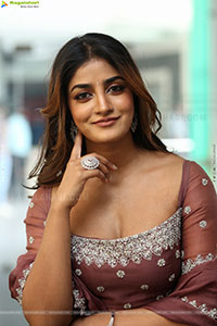 Dimple Hayathi at Bhartha Mahasayulaku Wignyapthi Interview