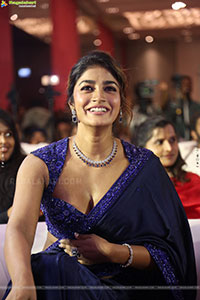 Dimple Hayathi at Bhartha Mahasayulaku Wignyapthi Prerelease