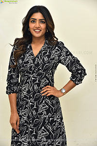 Eesha Rebba at Om Shanti Shanti Shantihi Interview