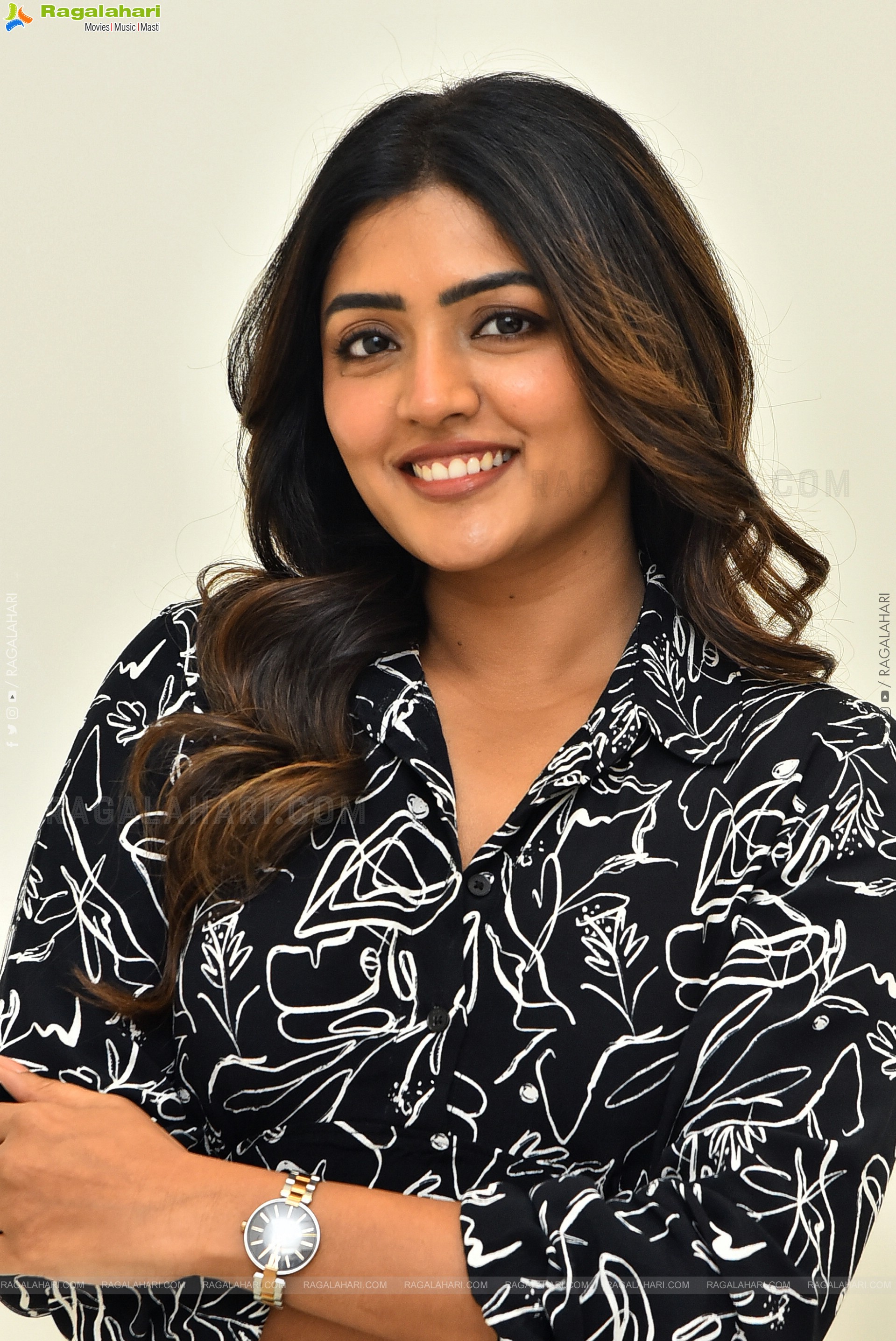 Eesha Rebba at Om Shanti Shanti Shantihi Interview, HD Gallery