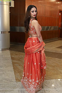Heena Sheikh stills in Orange Lehenga Choli