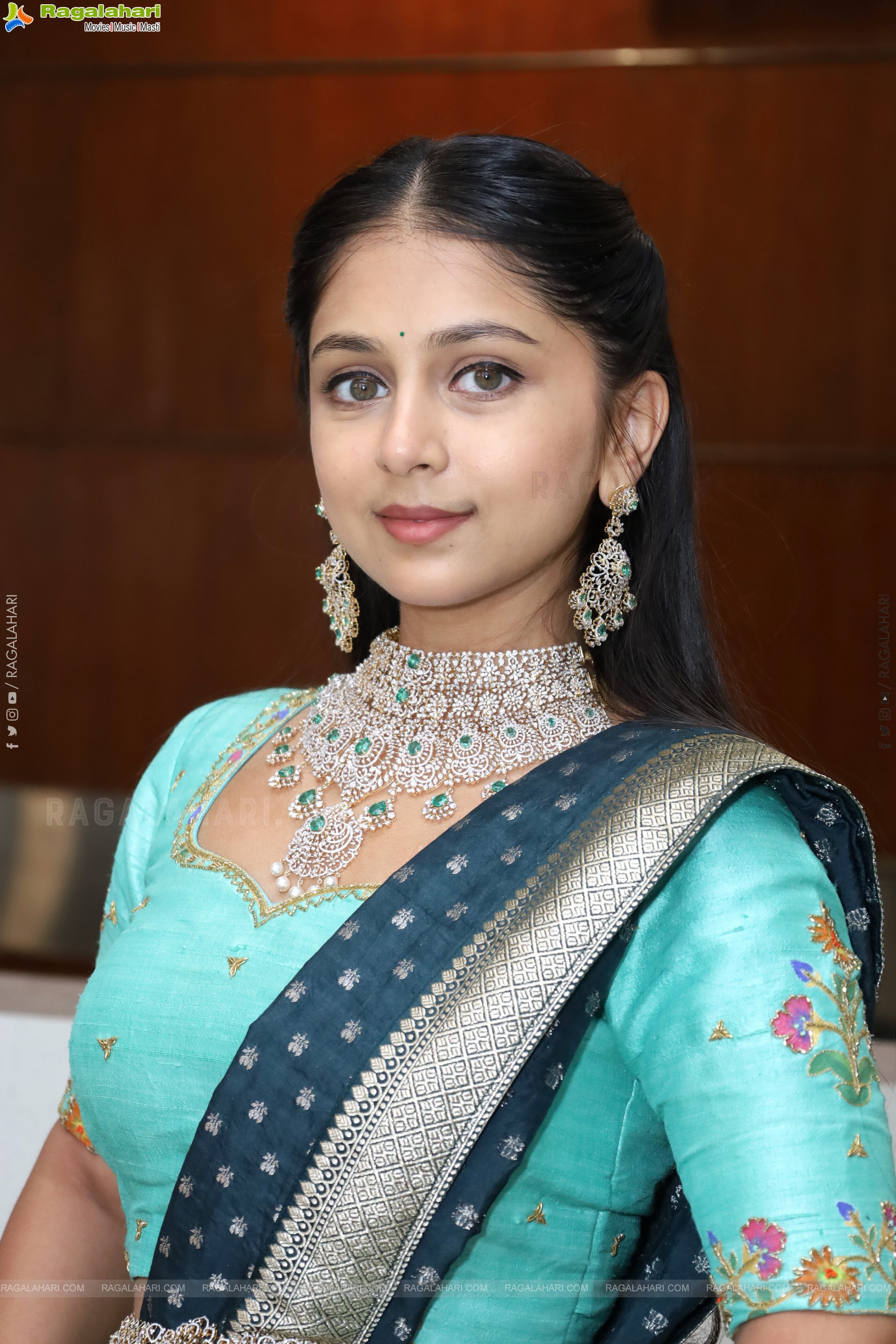 Jabili Jetta Latest Beautiful Stills, HD Photo Gallery