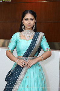 Jabili Jetta Latest Beautiful Stills, HD Photo Gallery