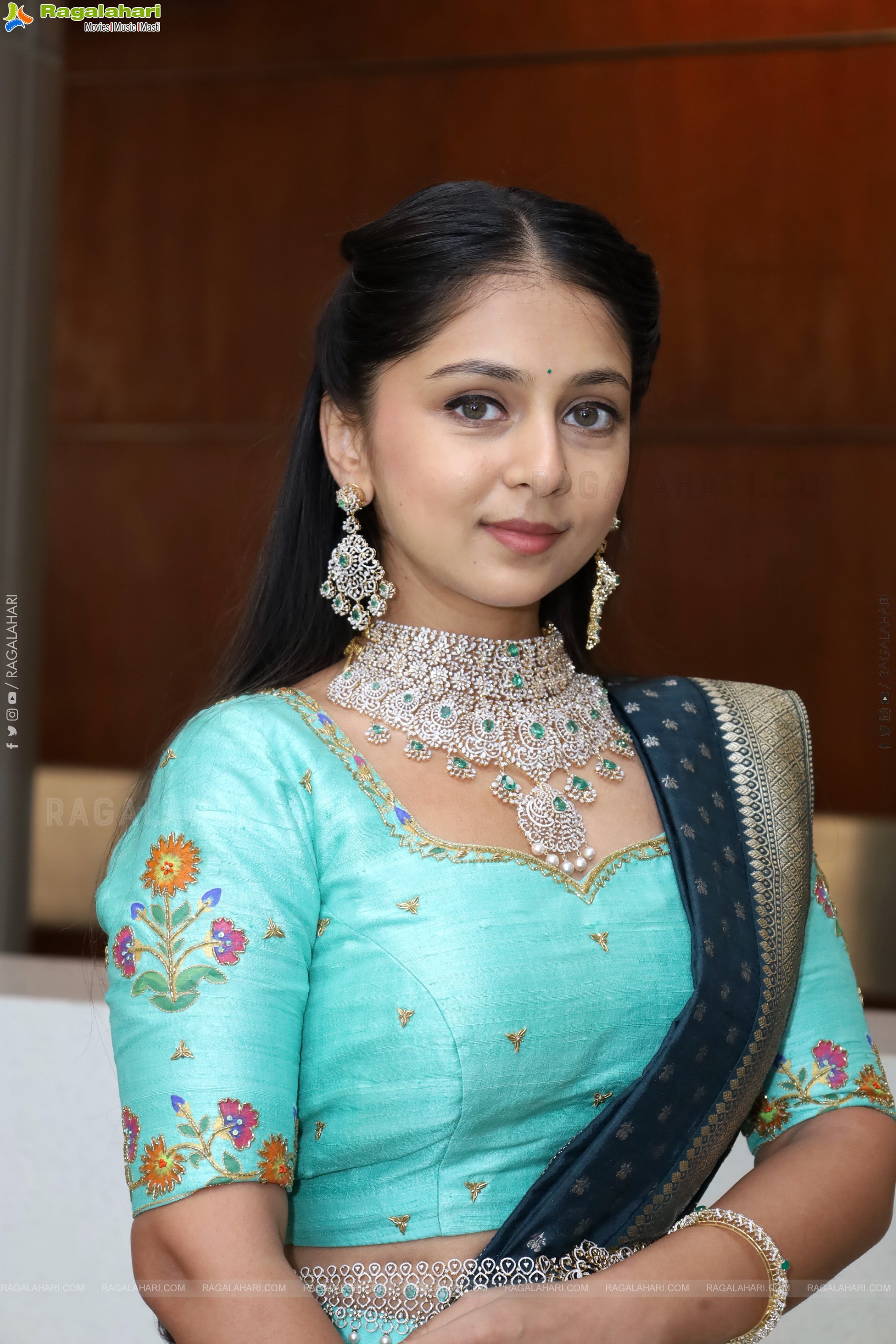 Jabili Jetta Latest Beautiful Stills, HD Photo Gallery