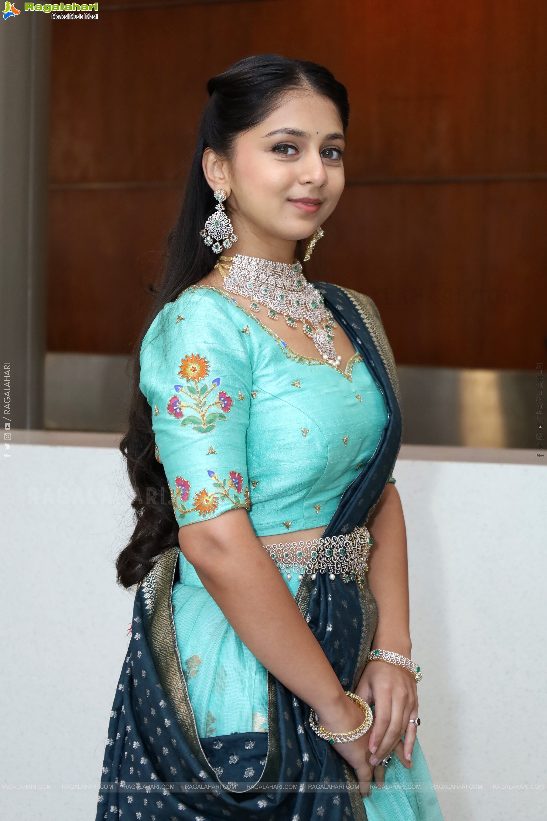 Jabili Jetta Latest Beautiful Stills, HD Photo Gallery