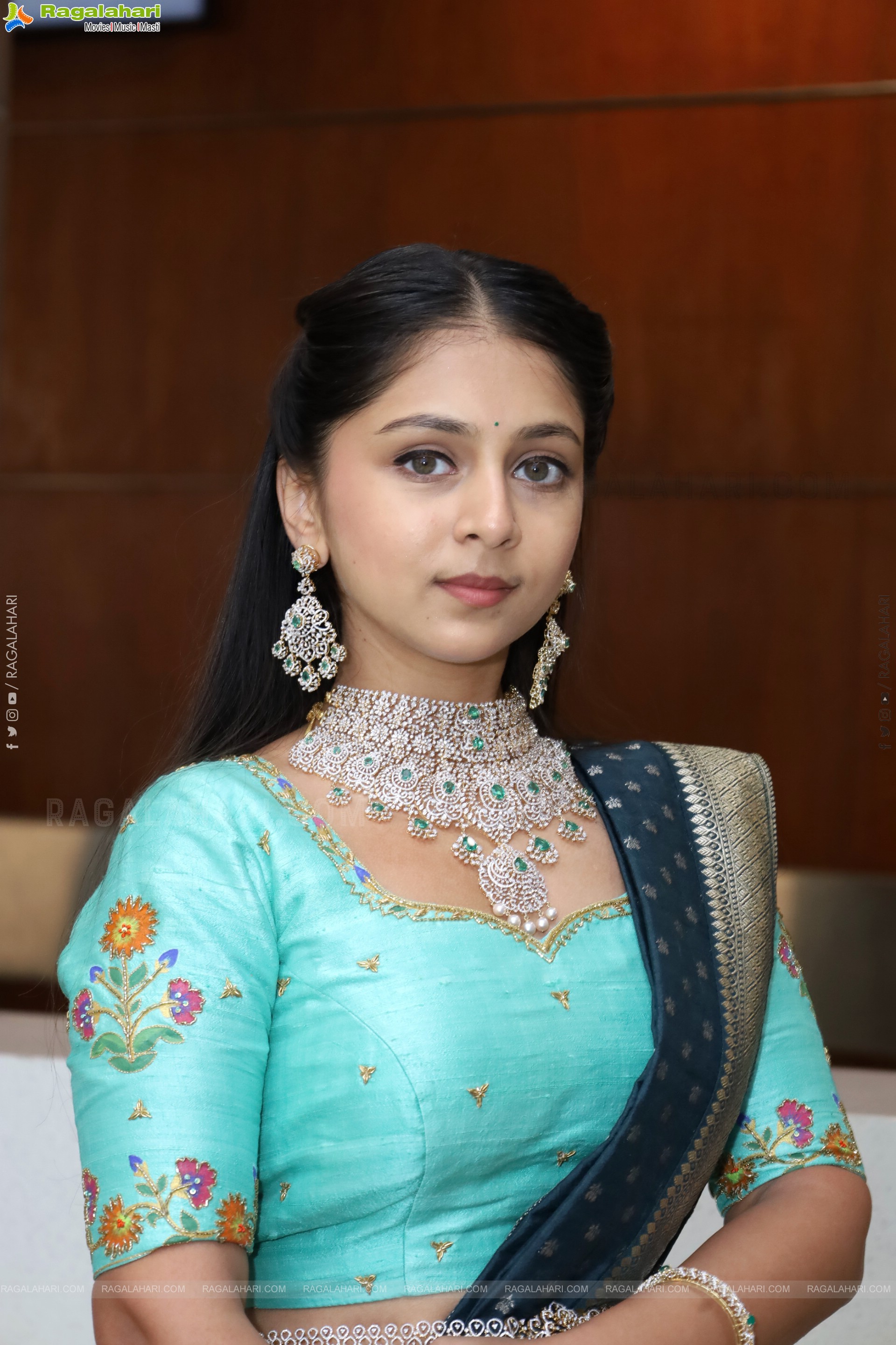 Jabili Jetta Latest Beautiful Stills, HD Photo Gallery