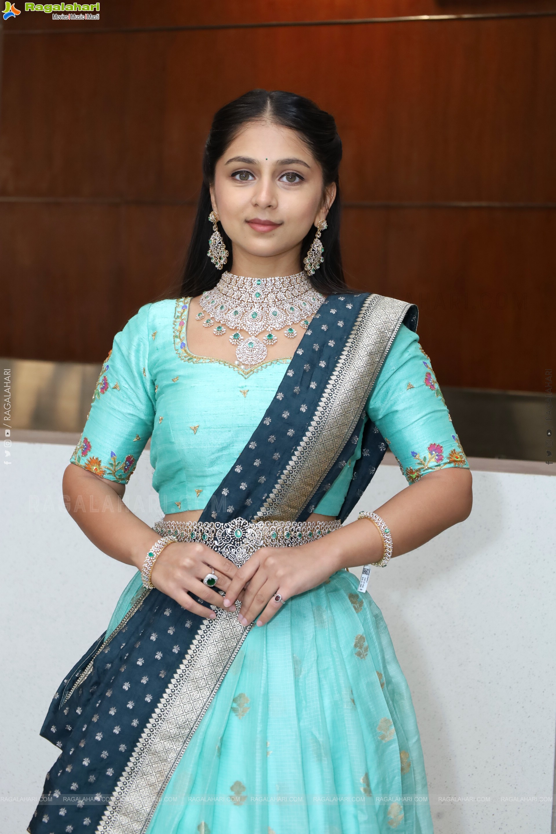 Jabili Jetta Latest Beautiful Stills, HD Photo Gallery