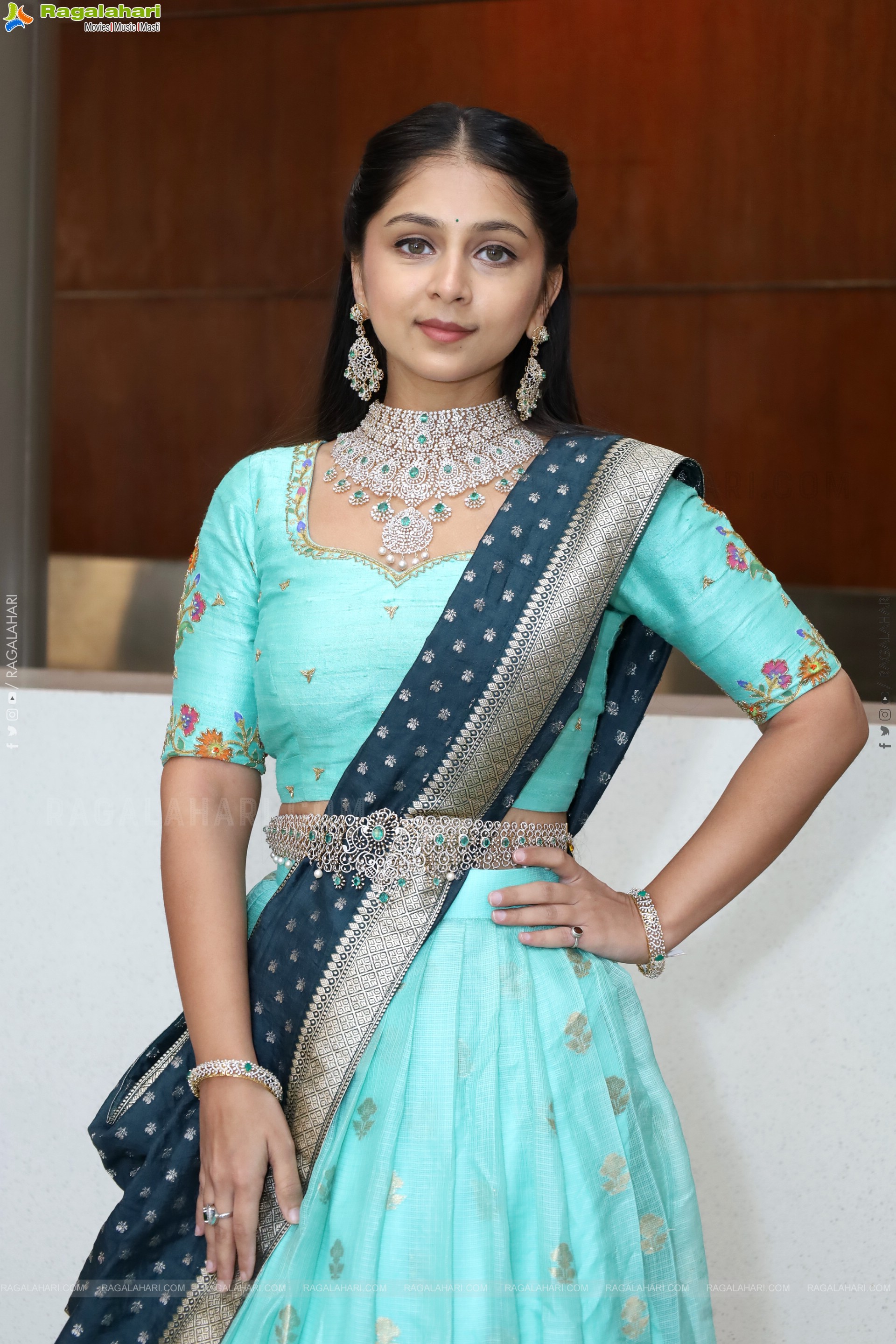 Jabili Jetta Latest Beautiful Stills, HD Photo Gallery