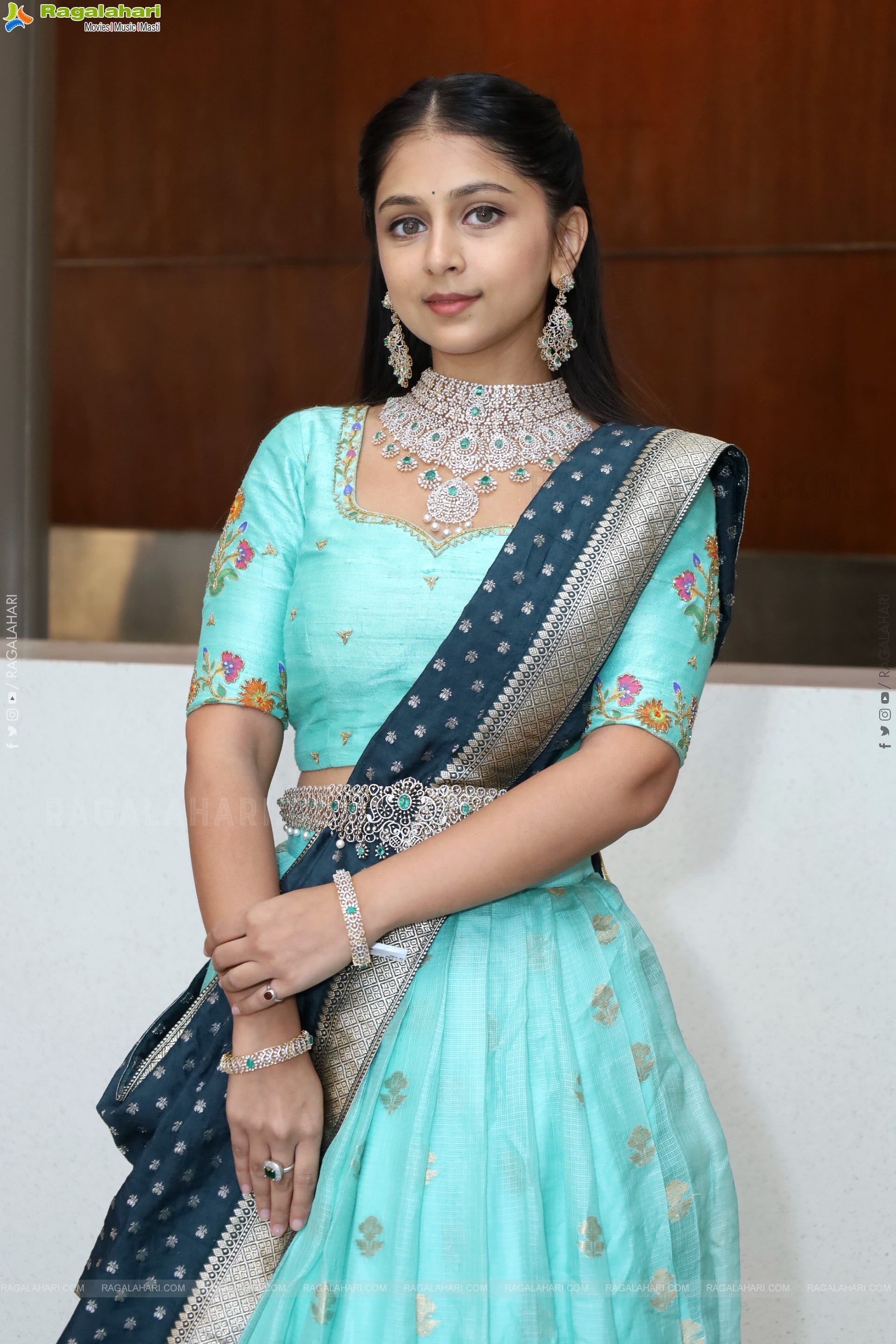 Jabili Jetta Latest Beautiful Stills, HD Photo Gallery