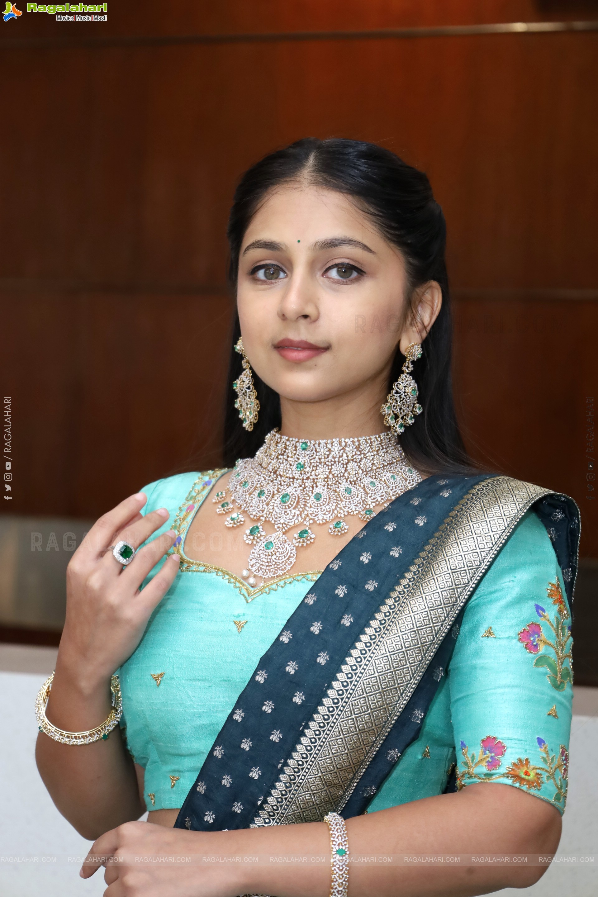 Jabili Jetta Latest Beautiful Stills, HD Photo Gallery