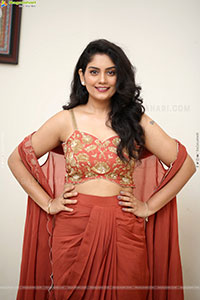 Karuna Bhushan Latest Stills, HD Gallery