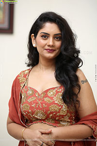 Karuna Bhushan Latest Stills, HD Gallery