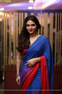 Kayadu Lohar at Funky Second Song Launch, HD Gallery 