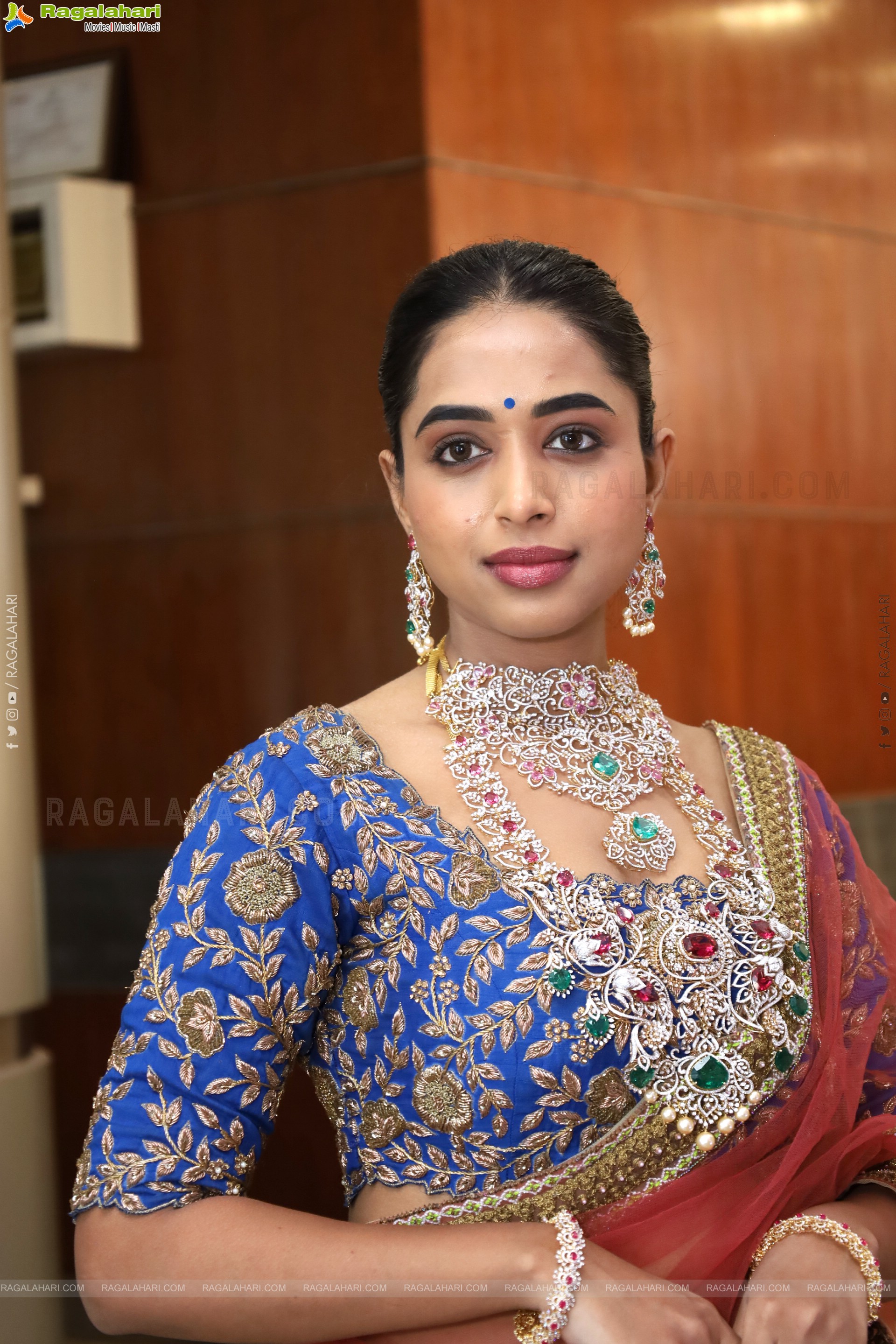 Krithika Poses with Designer Jewellery, HD Gallery