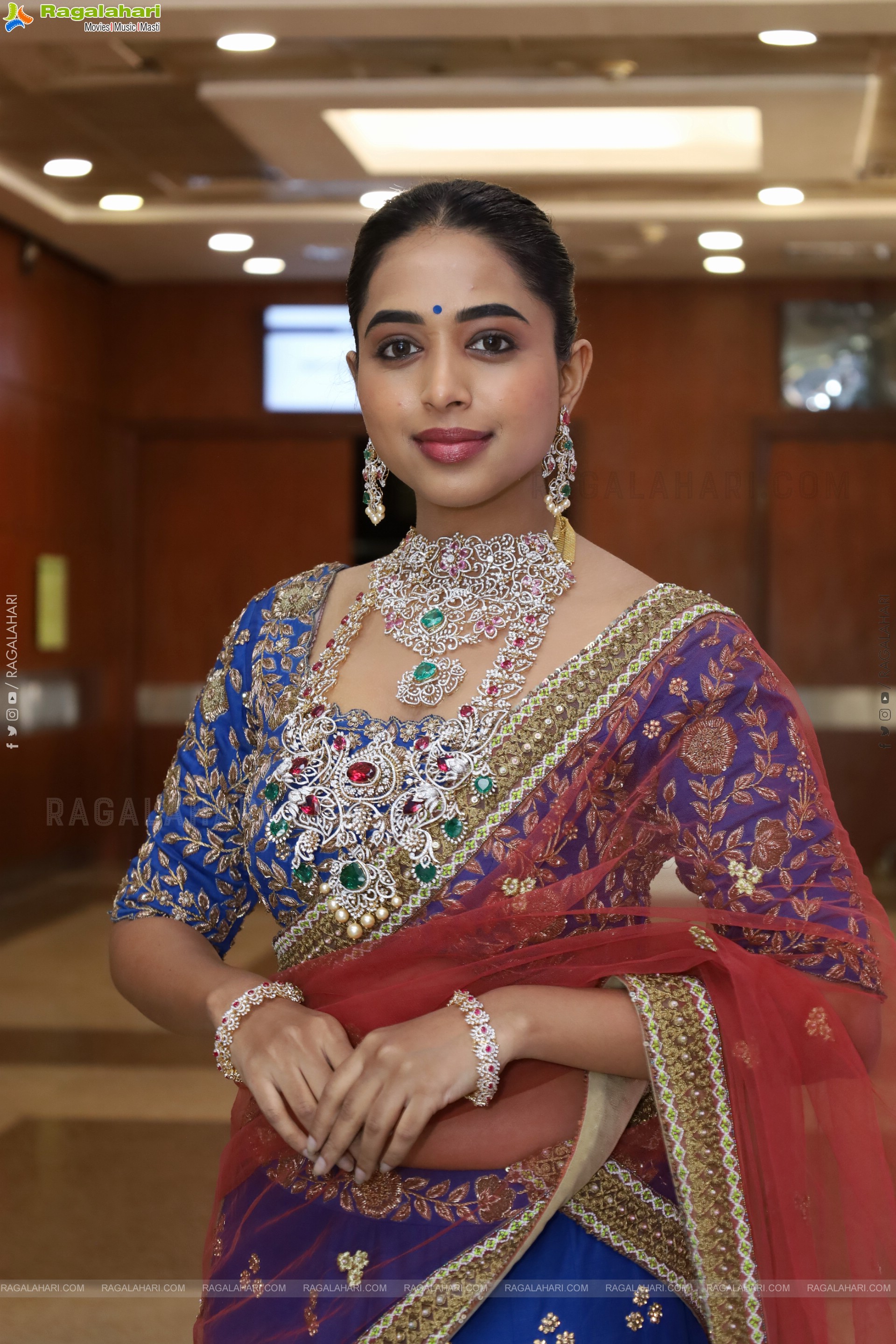 Krithika Poses with Designer Jewellery, HD Gallery