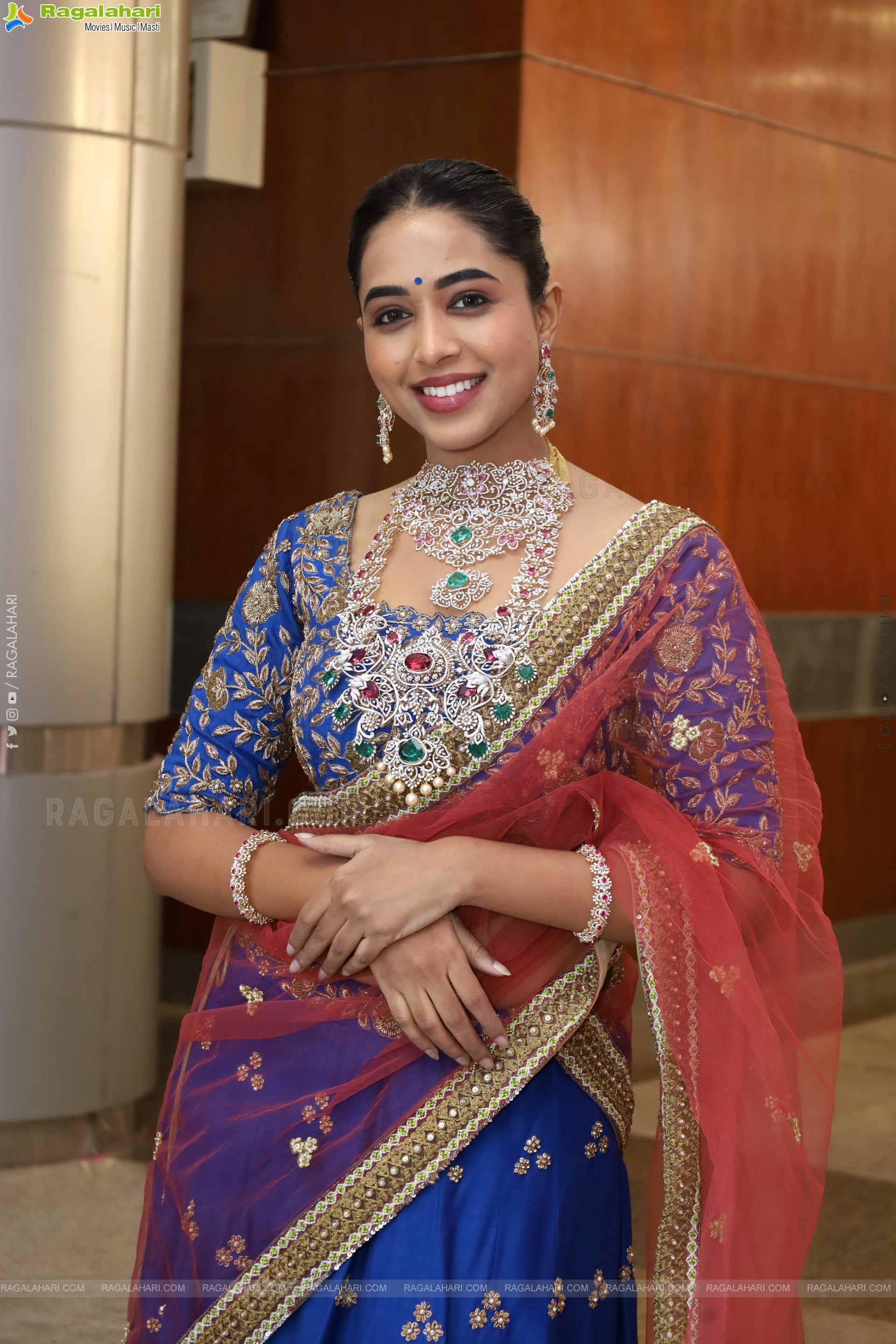 Krithika Poses with Designer Jewellery, HD Gallery