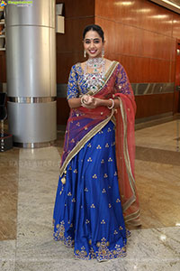 Krithika Poses with Designer Jewellery, HD Gallery