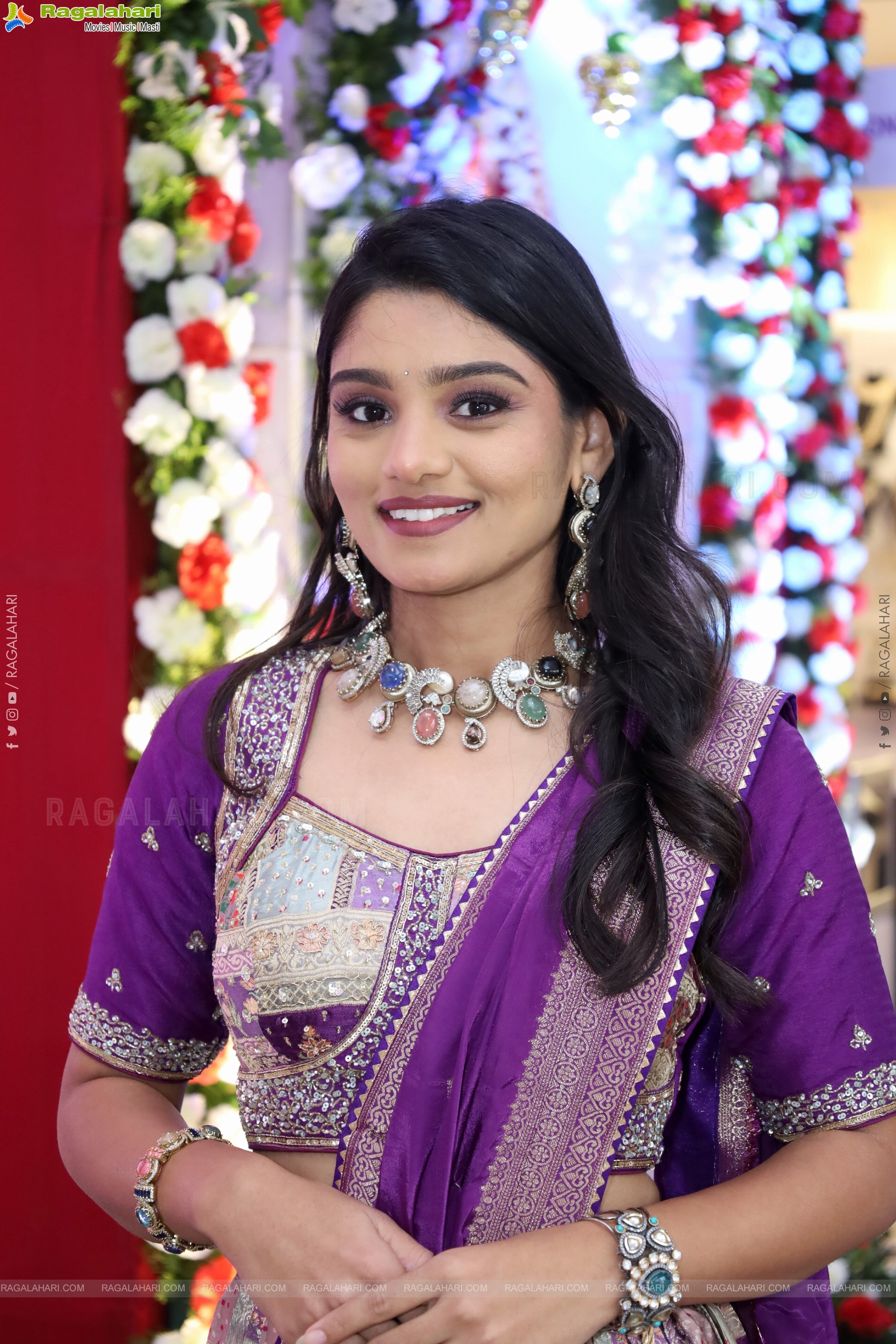 Leela Latest Stills, HD Gallery