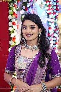 Leela Latest Stills, HD Gallery