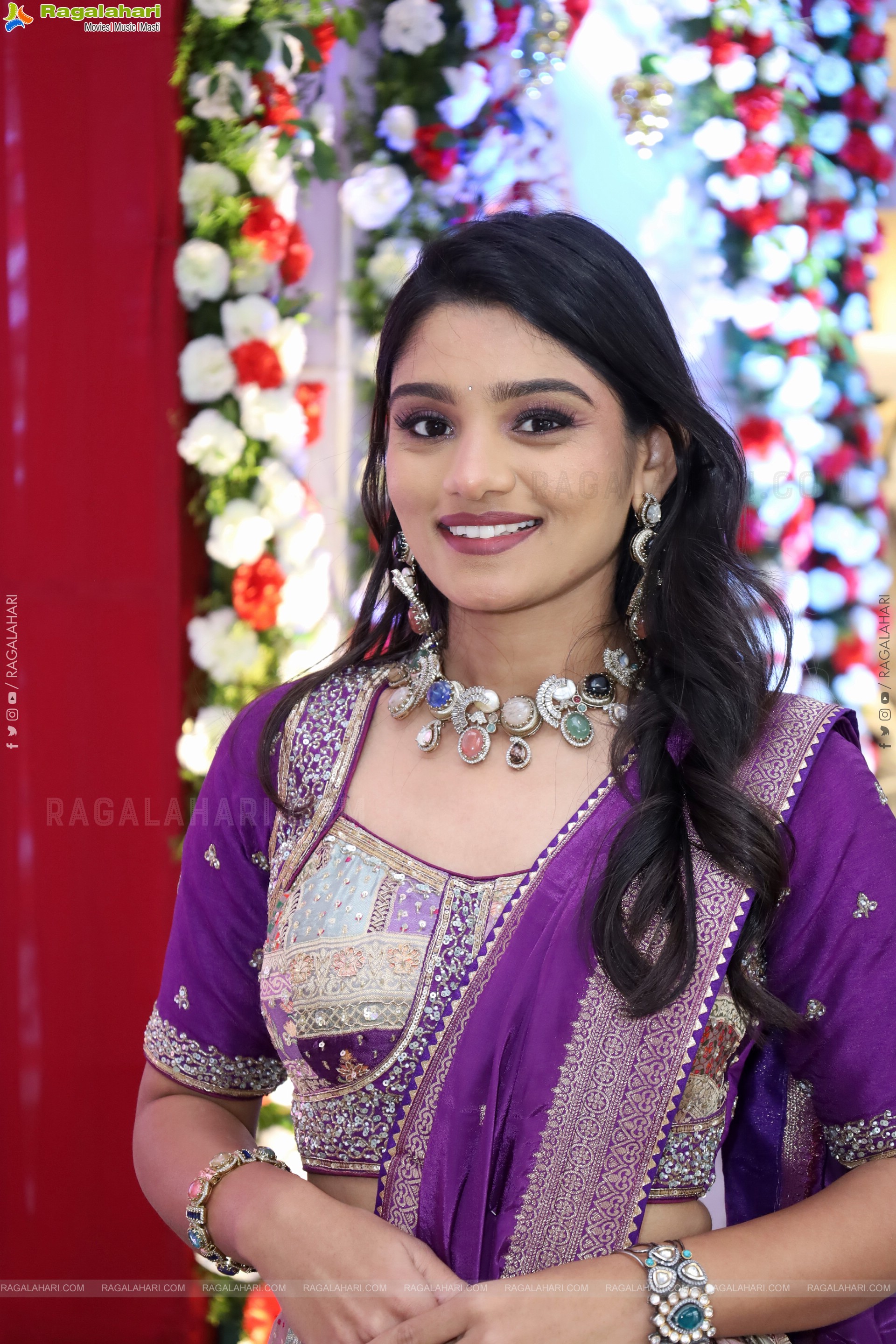 Leela Latest Stills, HD Gallery