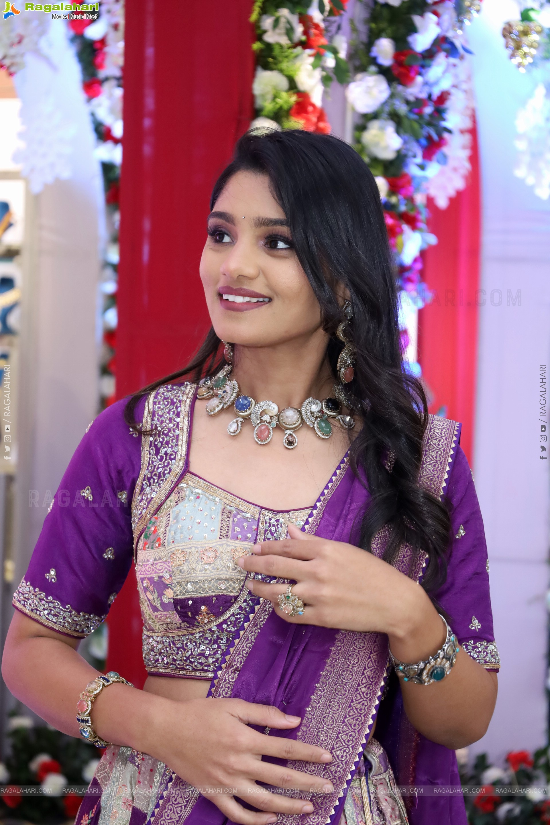 Leela Latest Stills, HD Gallery