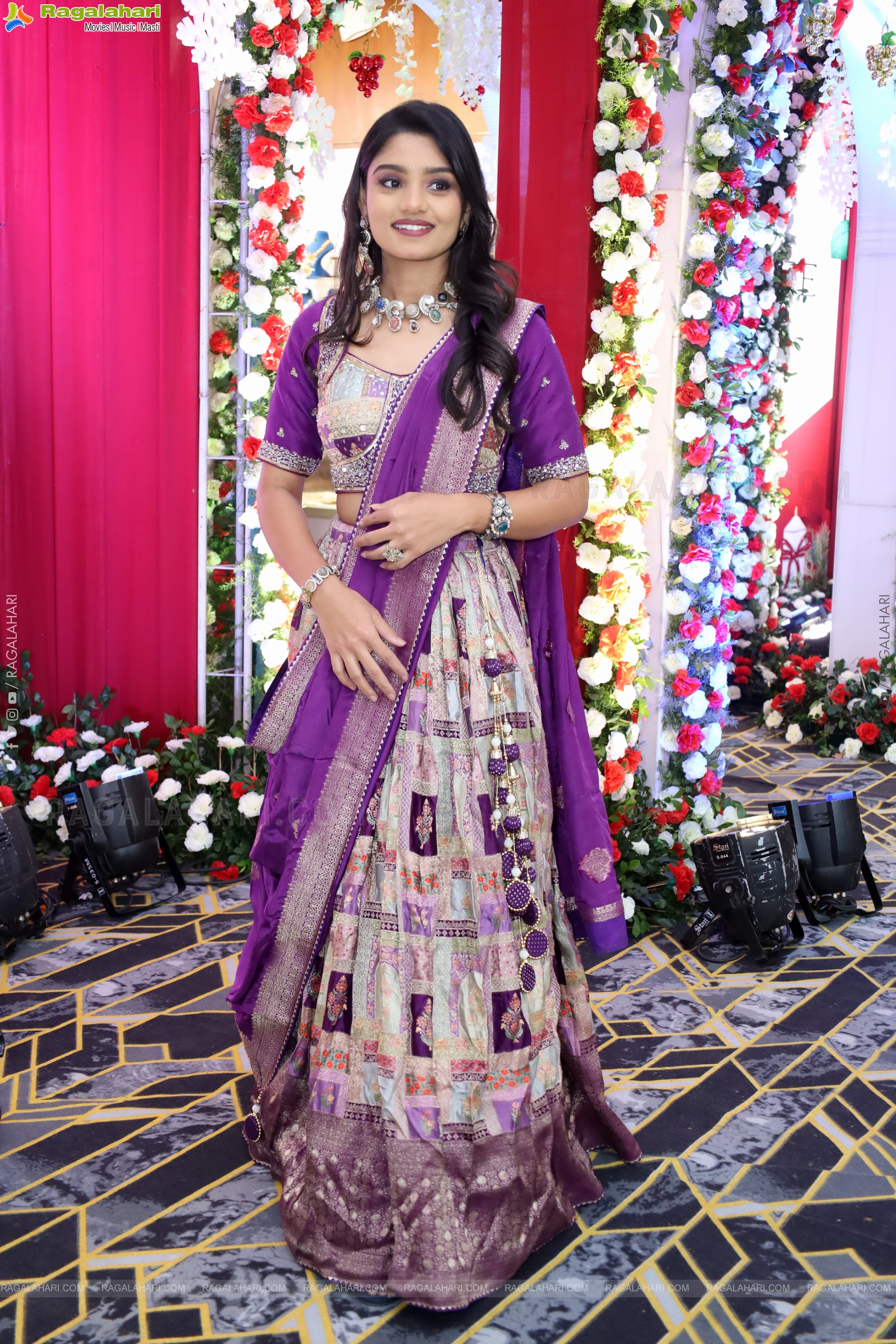 Leela Latest Stills, HD Gallery