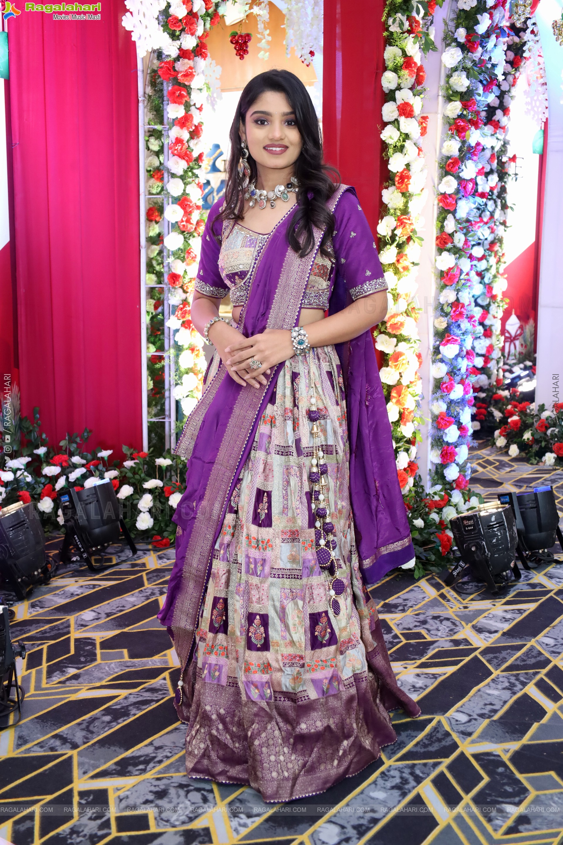 Leela Latest Stills, HD Gallery