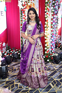 Leela Latest Stills, HD Gallery