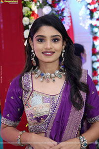 Leela Latest Stills, HD Gallery